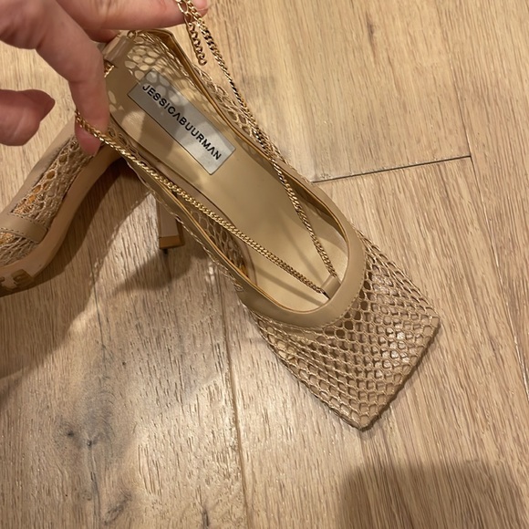 Mesh heels - Picture 2 of 3